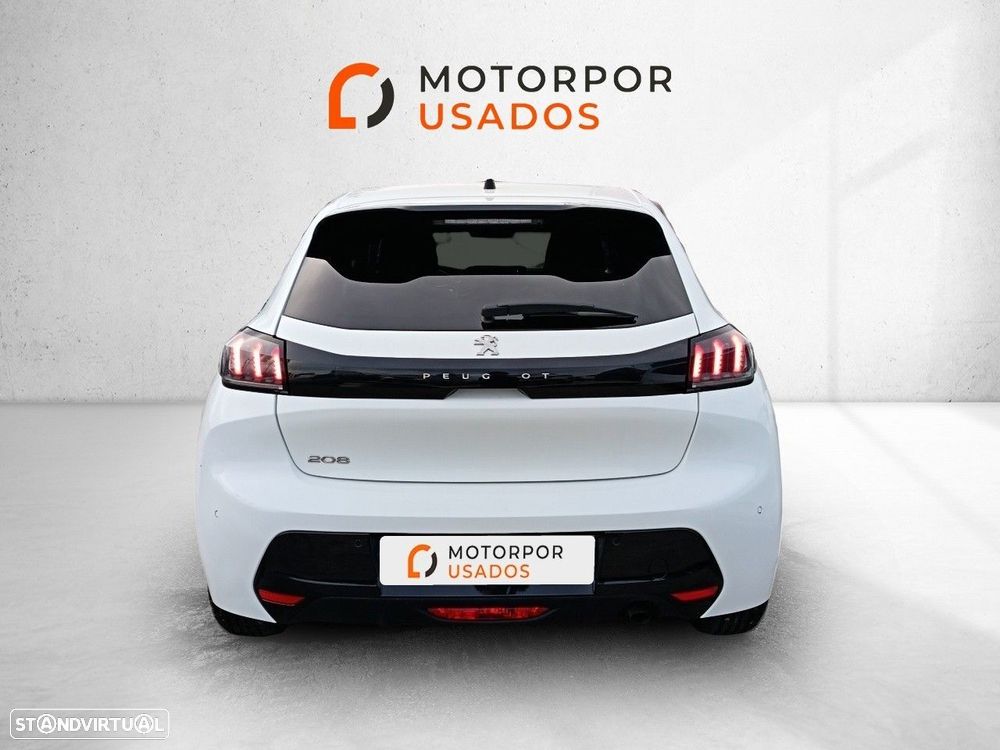 Peugeot 208 1.2 PureTech Allure EAT8 - 5