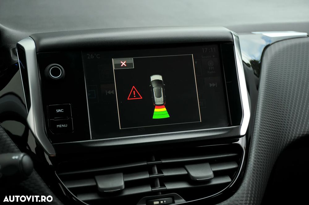 Peugeot 2008 PureTech 110 Stop&Start EAT6 Allure - 18