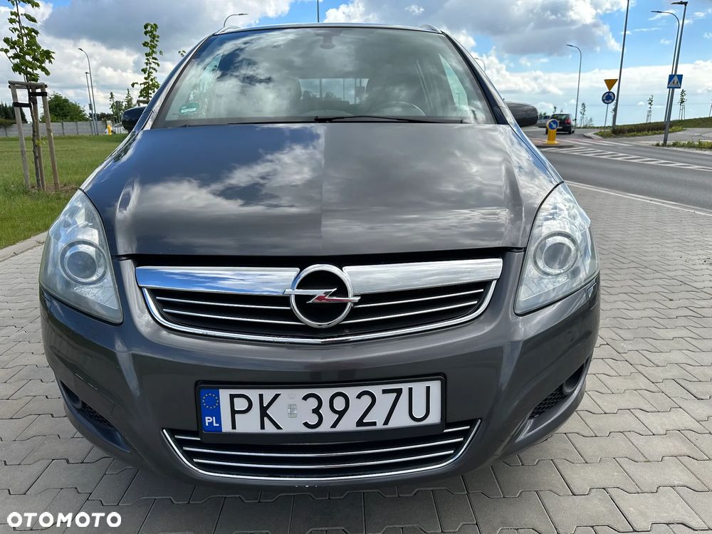 Opel Zafira - 11