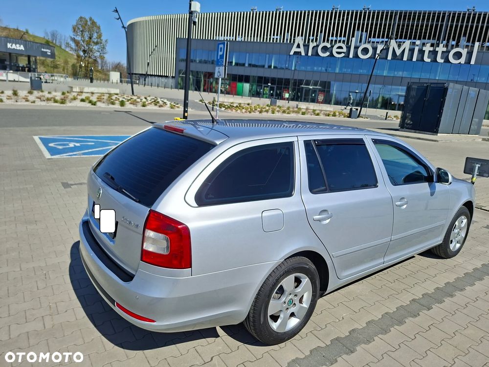 Skoda Octavia 2.0 TDI DPF Elegance - 14
