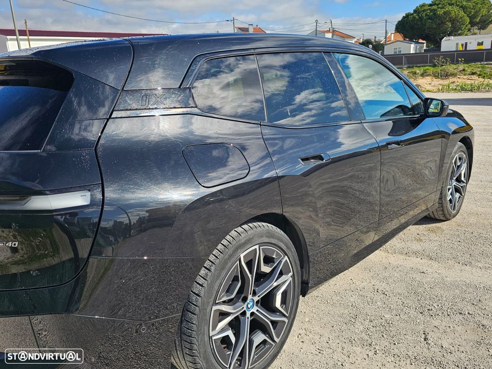 BMW iX xDrive40 - 3