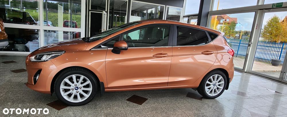 Ford Fiesta 1.1 S&S TITANIUM - 22