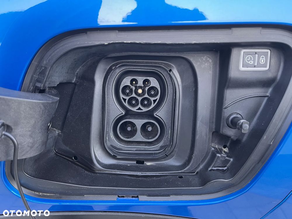 Peugeot 2008 54kWh GT Exclusive - 33