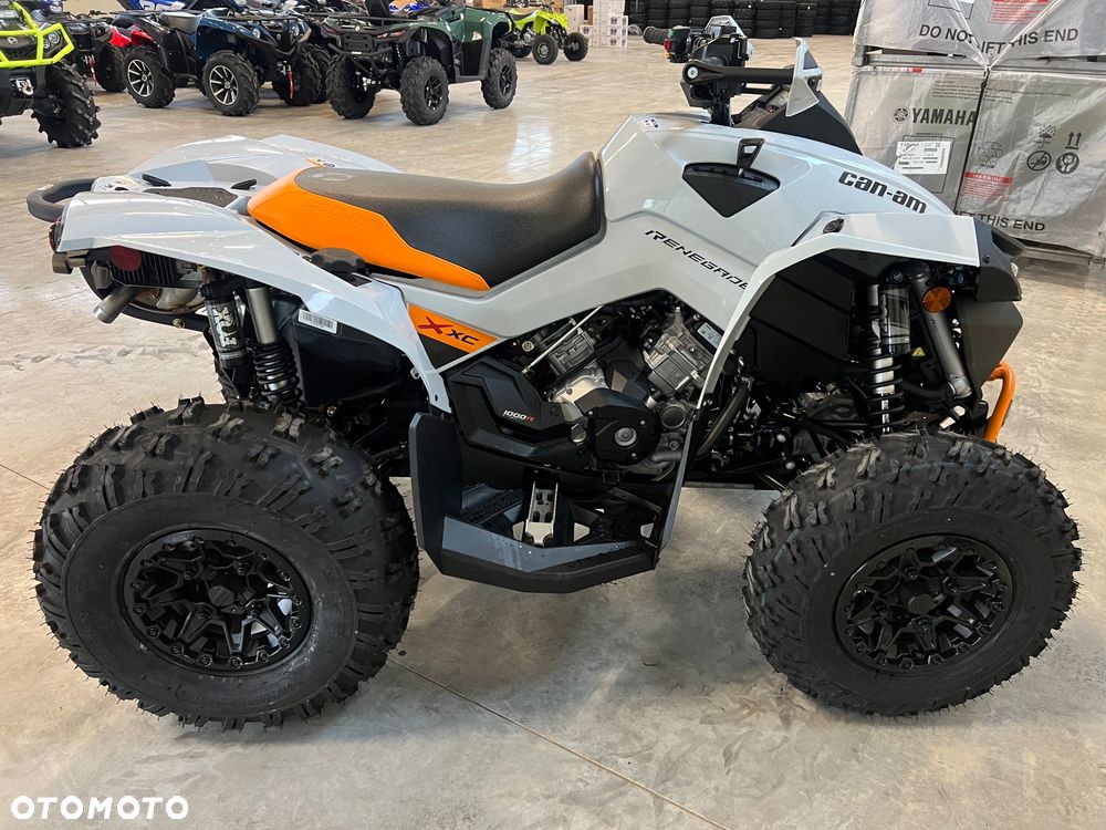 Can-Am Renegade - 3