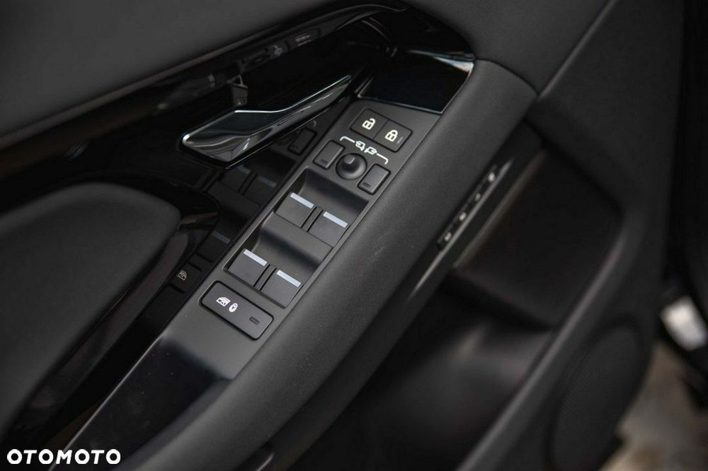 Land Rover Range Rover Evoque - 17