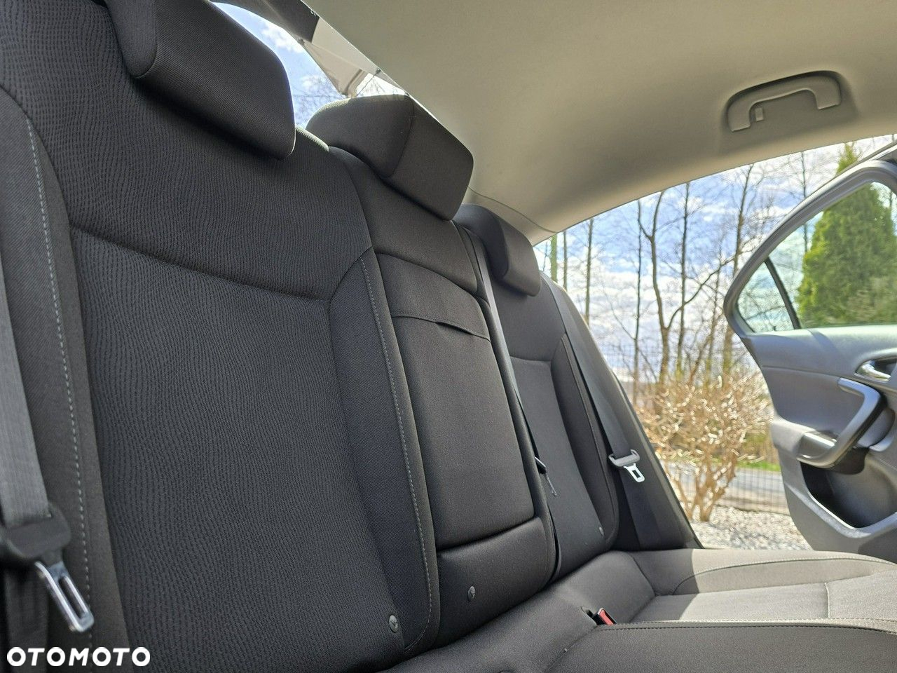 Opel Insignia - 8