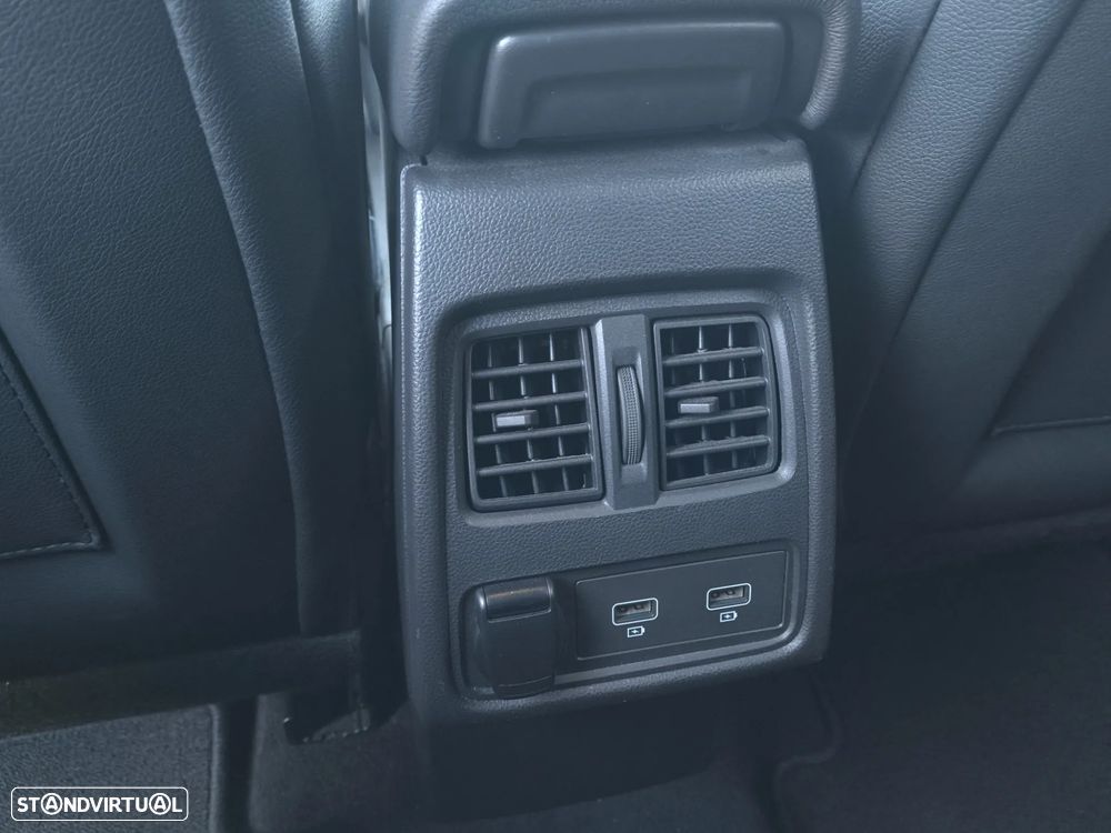 Renault Captur 1.0 TCe Exclusive - 30