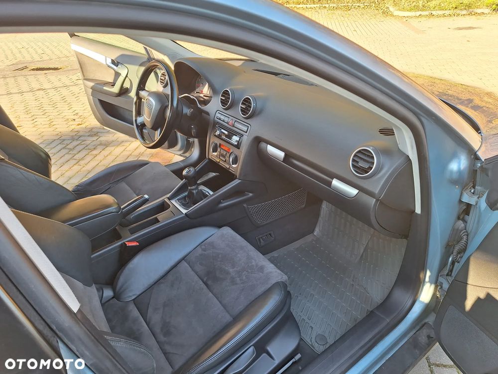 Audi A3 Sportback - 5