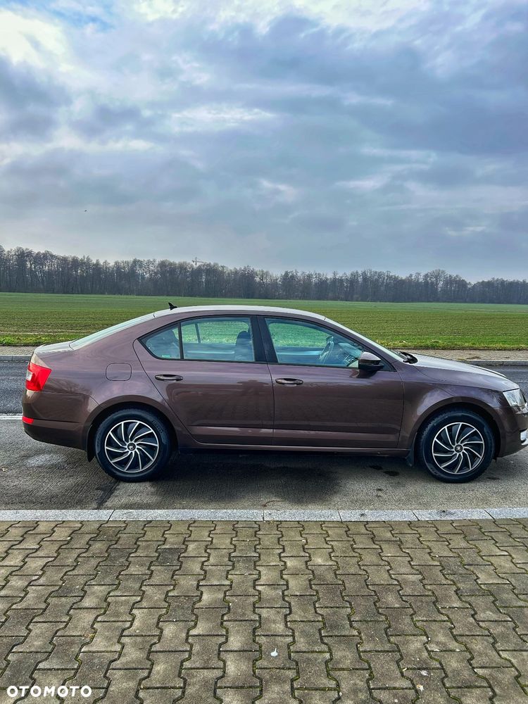 Skoda Octavia 2.0 TDI Edition - 4