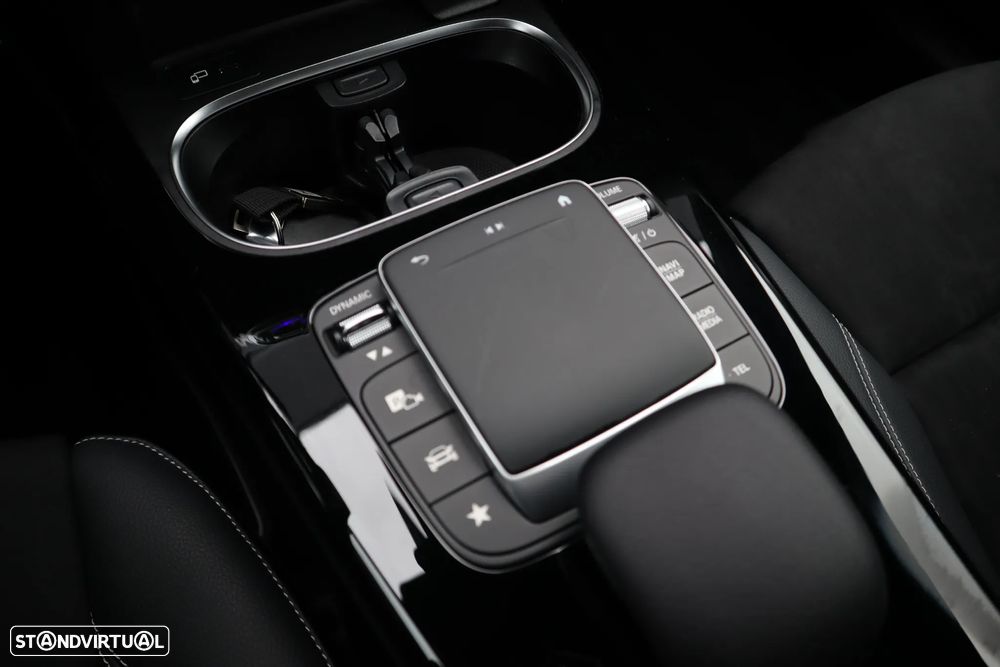 Mercedes-Benz A 250 e 8G-DCT AMG Line - 20