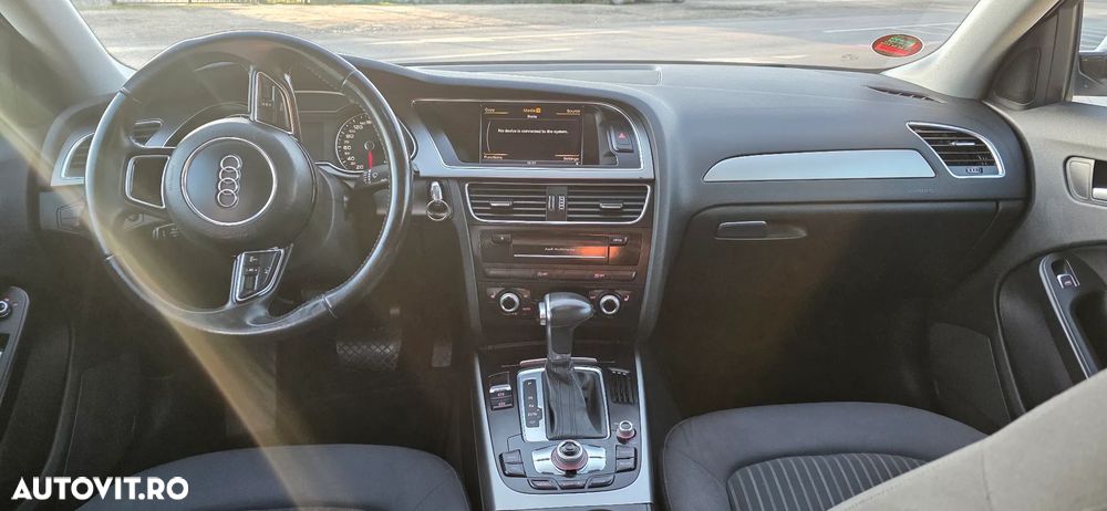 Audi A4 2.0 TDI DPF multitronic S line Sportpaket - 24