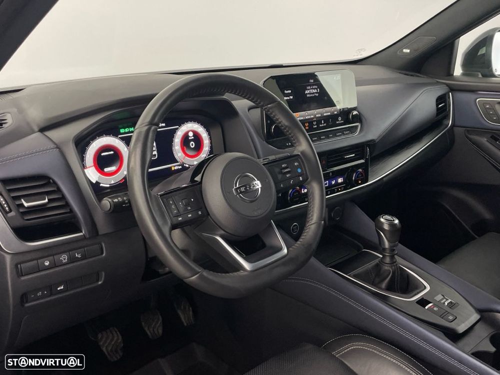 Nissan Qashqai 1.3 DIG-T Tekna - 16