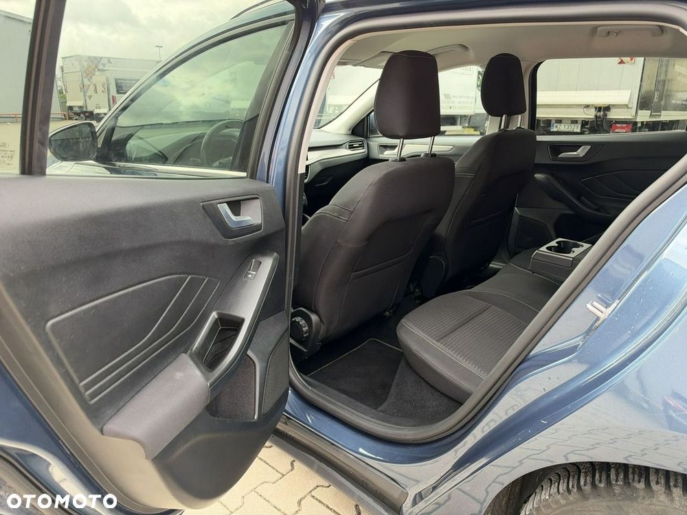 Ford Focus - 14