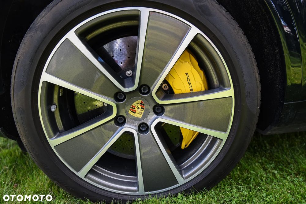 Porsche Cayenne Turbo S E-Hybrid Tiptronic S - 11