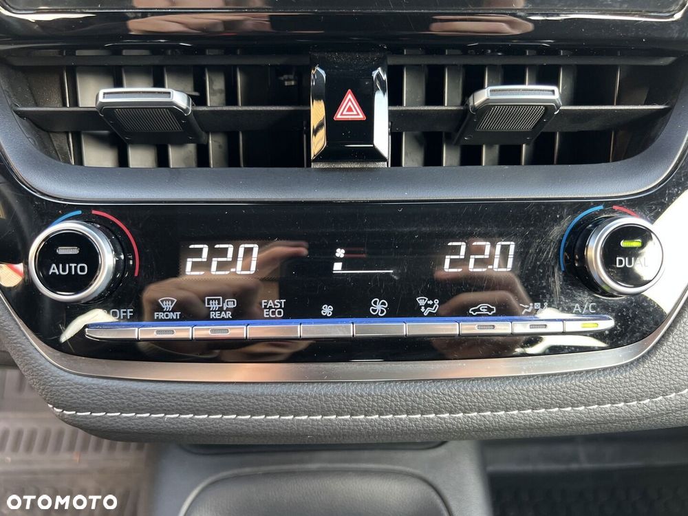 Toyota Corolla 1.8 Hybrid Comfort - 21