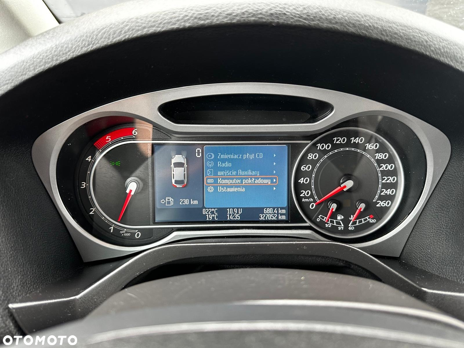 Ford Galaxy 2.0 TDCi DPF Ghia - 6