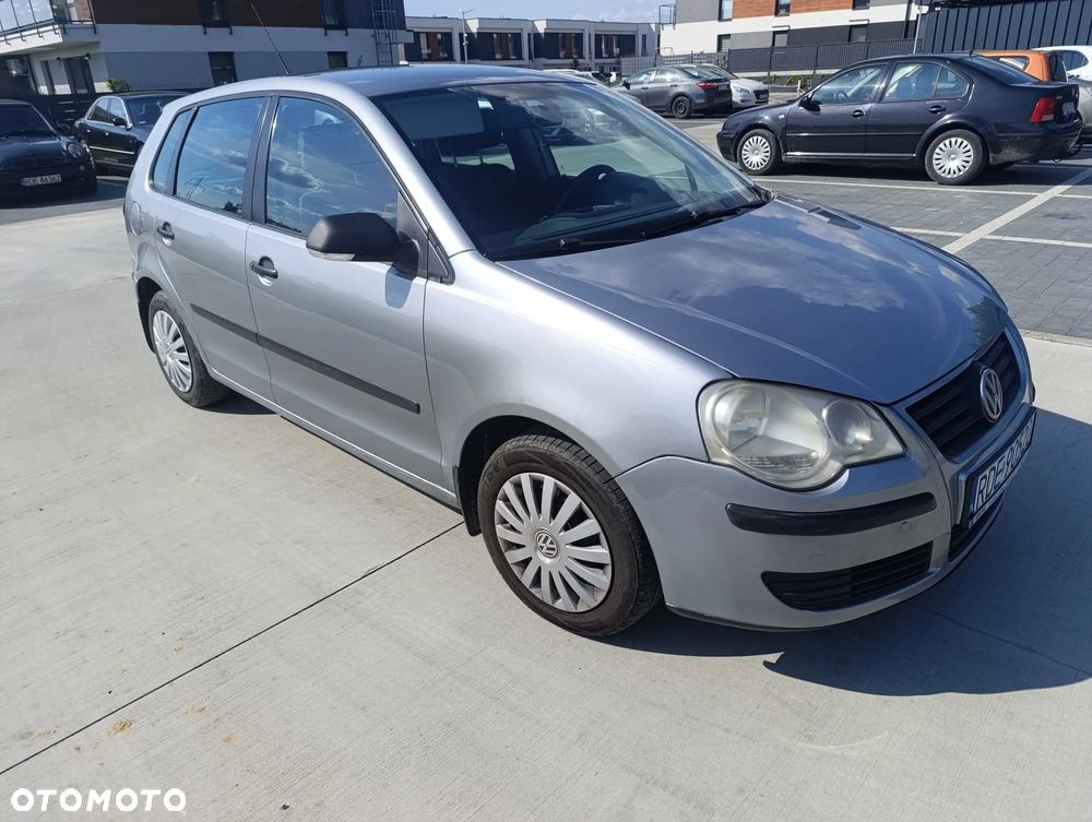 Volkswagen Polo 1.4 Tour - 4