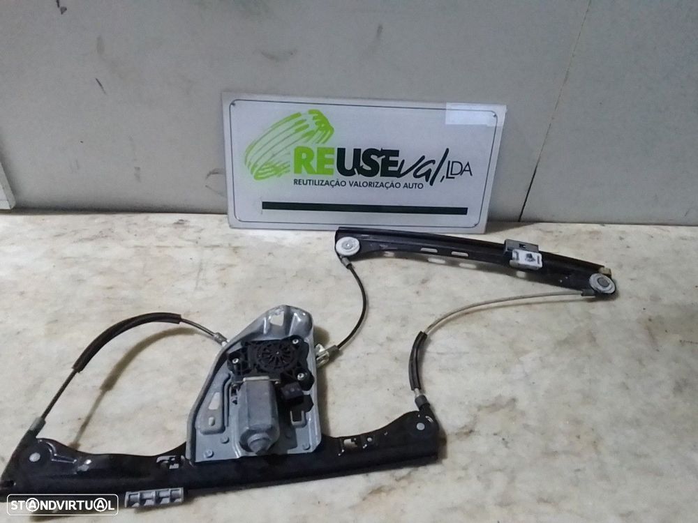 Elevador Frente Esq Mercedes-Benz C-Class (W203) - 1