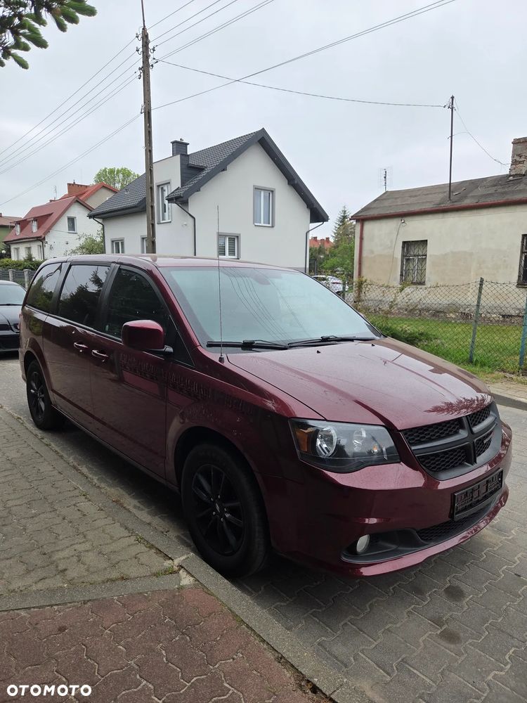 Dodge Grand Caravan 3.6 R/T - 29