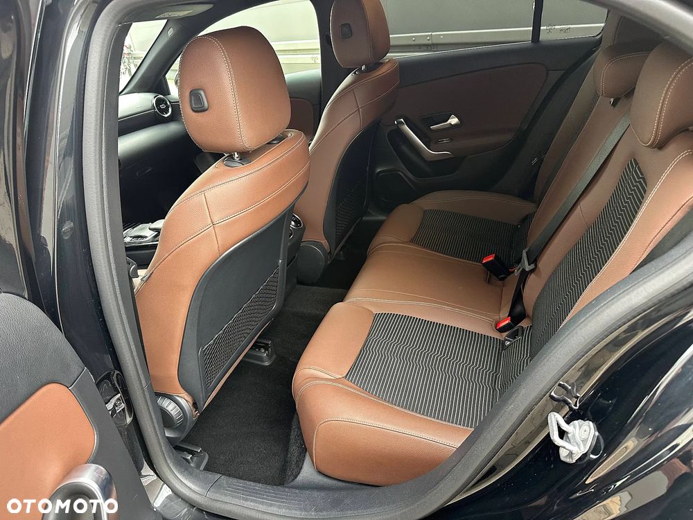 Mercedes-Benz Klasa A 180 d 7G-DCT Edition 1 - 7