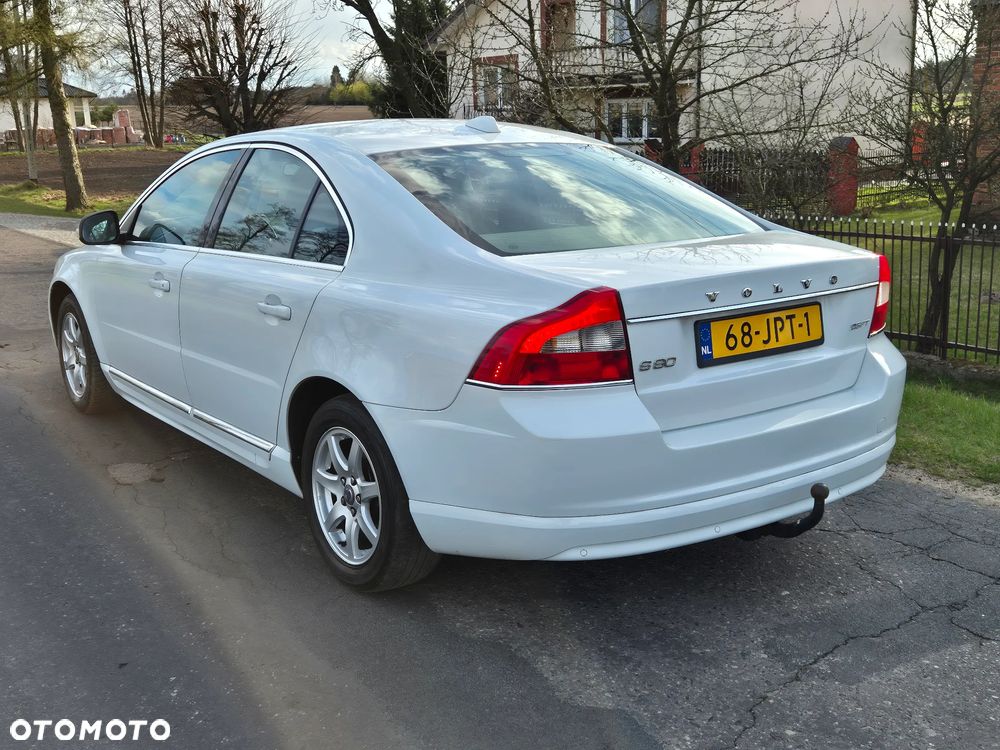 Volvo S80 2.5T Momentum - 16