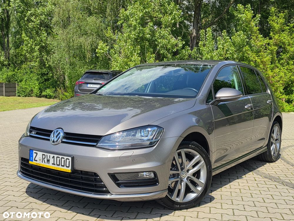 Volkswagen Golf - 2
