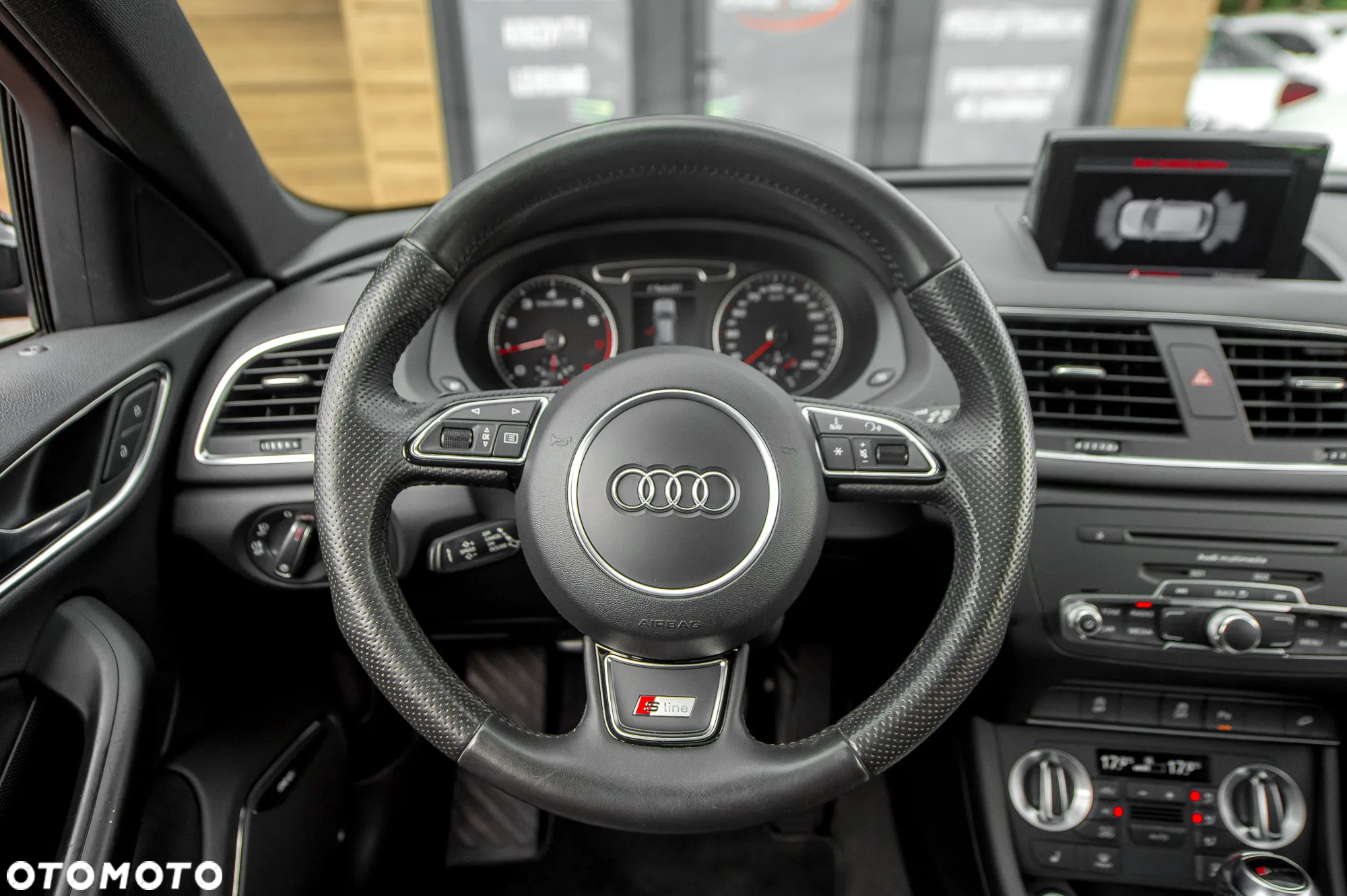 Audi Q3 2.0 TFSI Quattro S tronic - 24