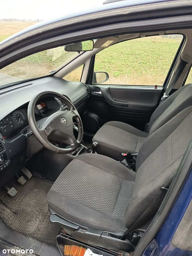 Opel Zafira 2.0 DTI Comfort - 5