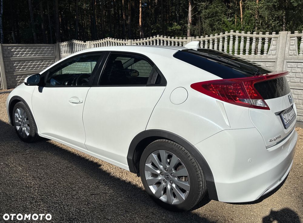 Honda Civic 1.8 i-VTEC Executive - 6