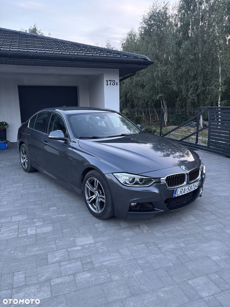 BMW F30