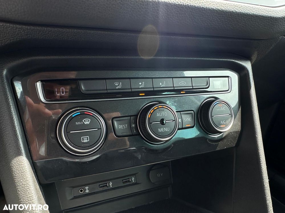 Volkswagen Tiguan - 17