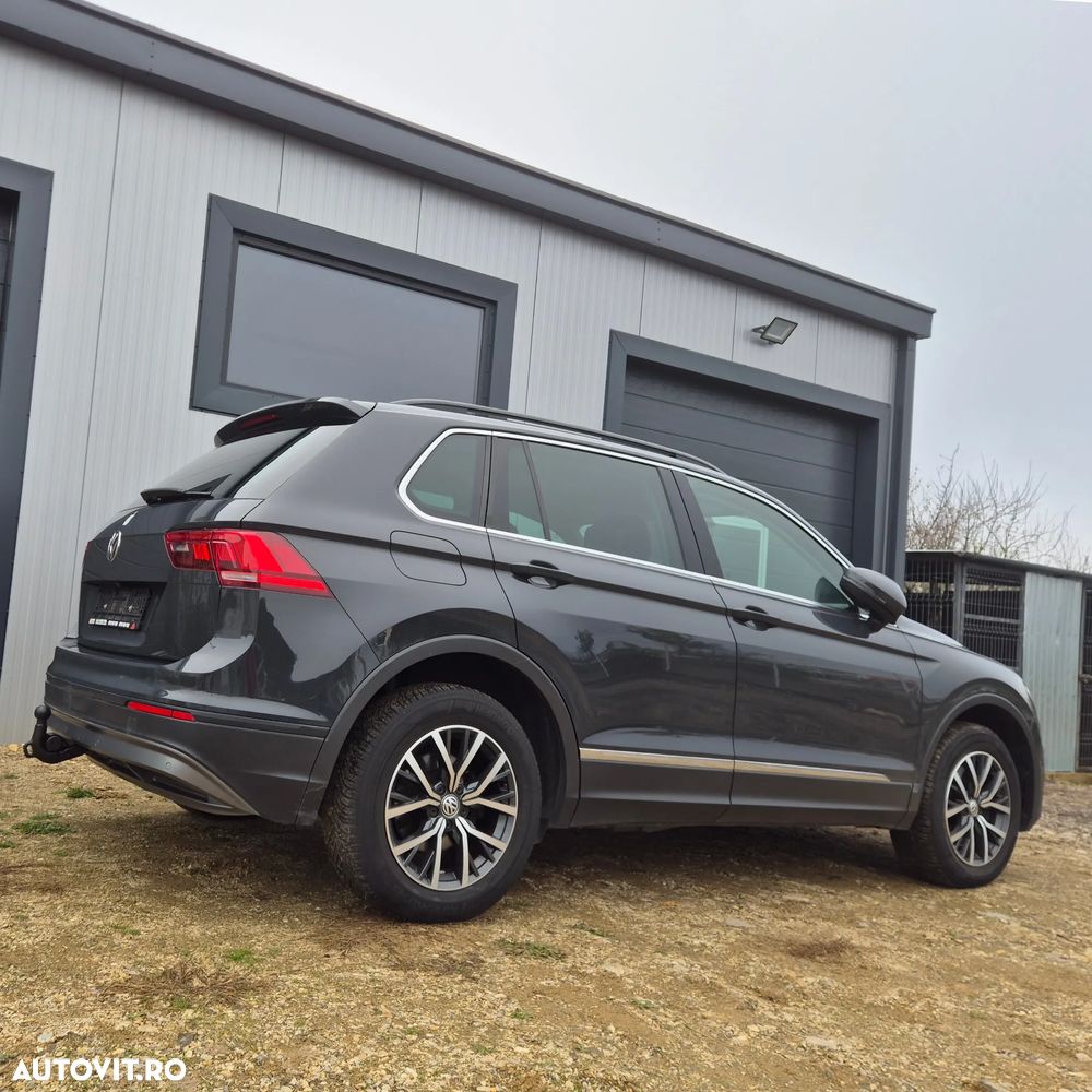 Volkswagen Tiguan 2.0 TDI SCR 4MOTION DSG Comfortline - 11