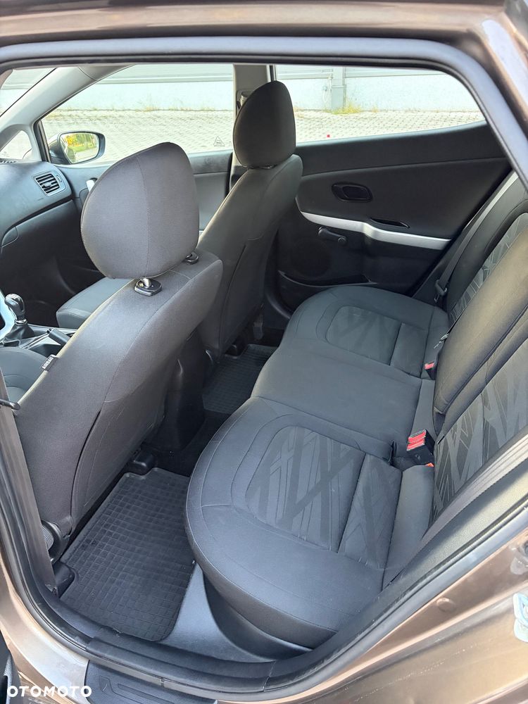 Kia Ceed 1.4 CRDi M - 11