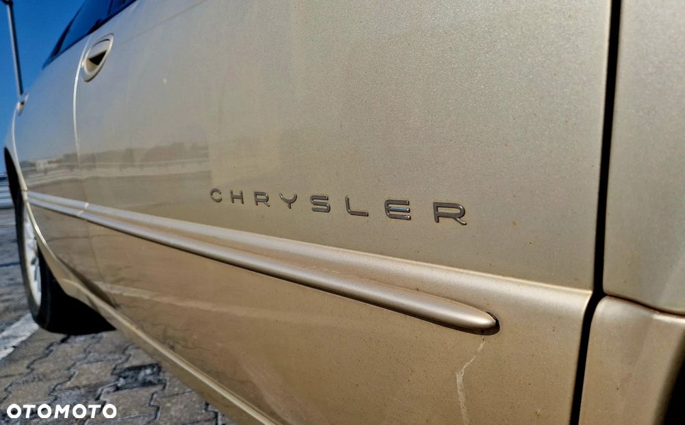 Chrysler 300M - 16