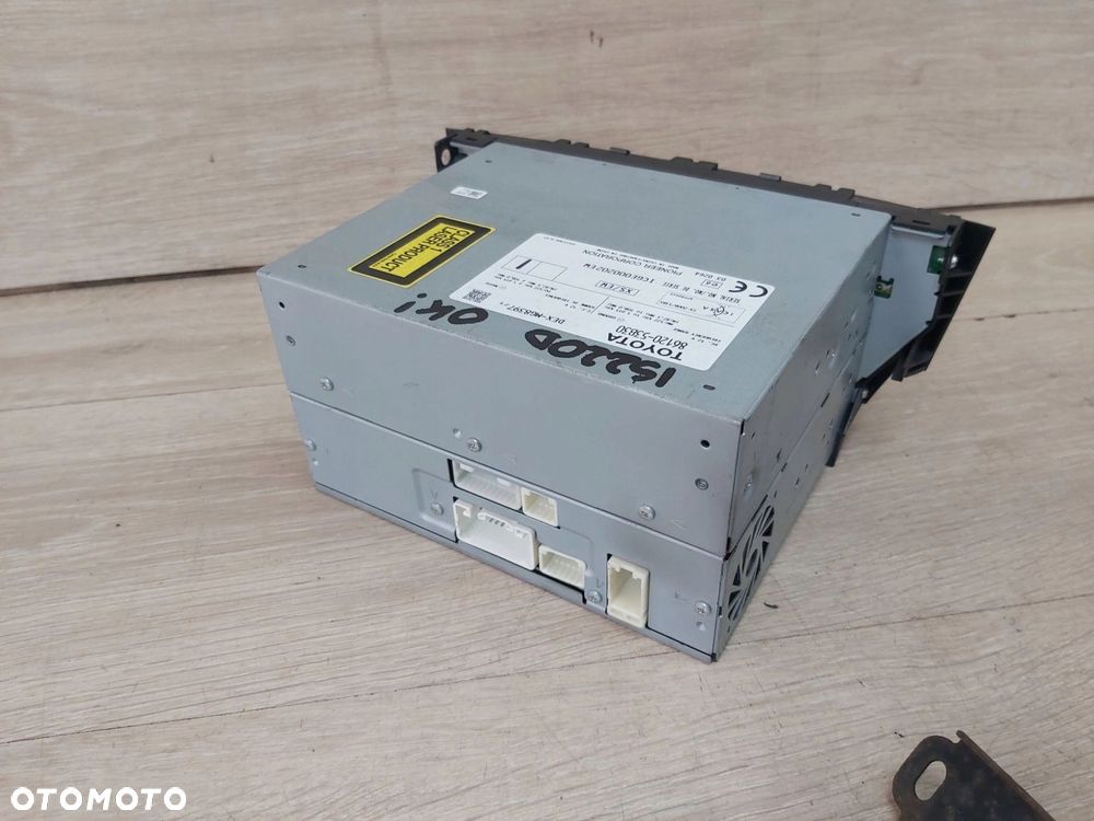 LEXUS IS II 200 220d radio CD odtwarzacz 86120-53B30 - 5