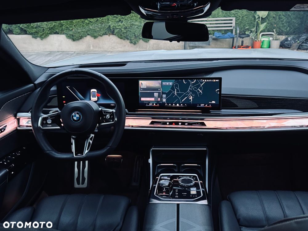 BMW i7 105.7kWh xDrive60 M Sport - 19