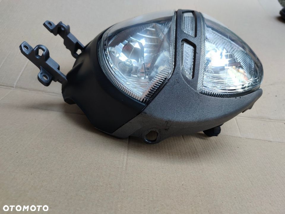 DUCATI MONSTER 696 796 Lampa Czasza Stelaż 2010 - 4
