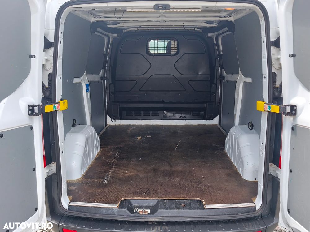 Ford Transit Custom - 16