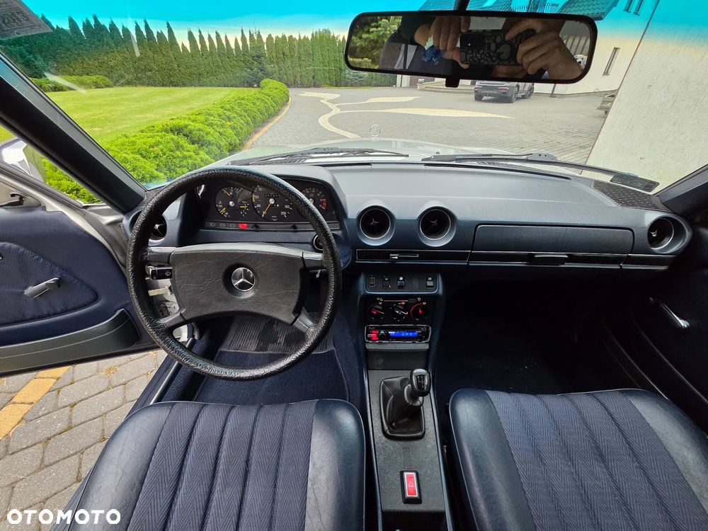 Mercedes-Benz W123 - 8