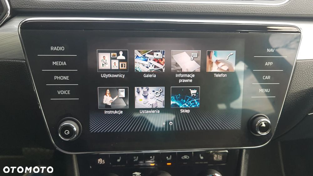 Skoda Superb 1.5 TSI Ambition DSG - 16