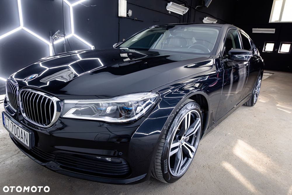 BMW Seria 7 740d xDrive - 5