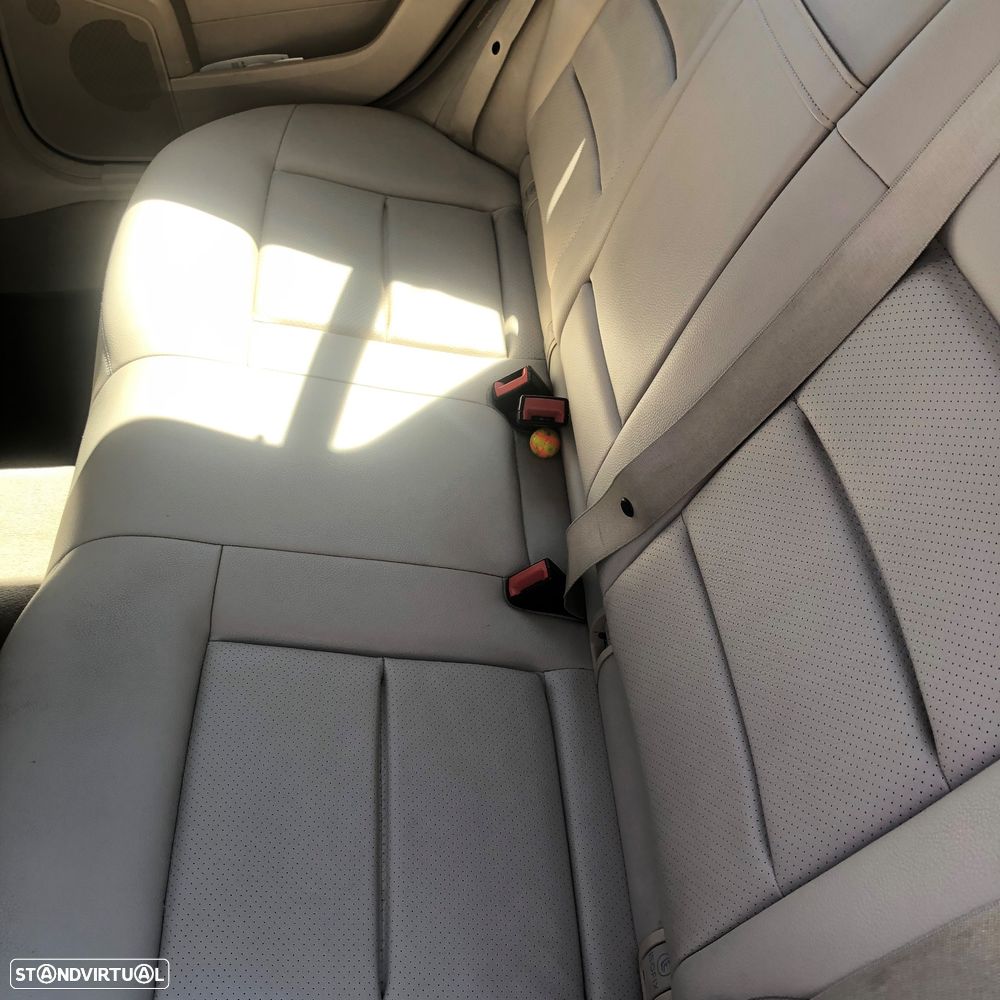 Mercedes-Benz E 300 Bluetec Hybrid Elegance - 15