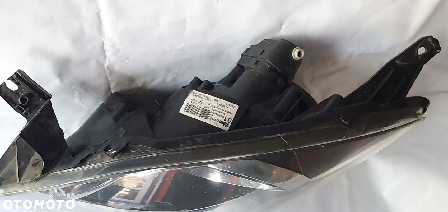TOYOTA AYGO I LAMPA LEWY PRZÓD 81150-0H070 - 2