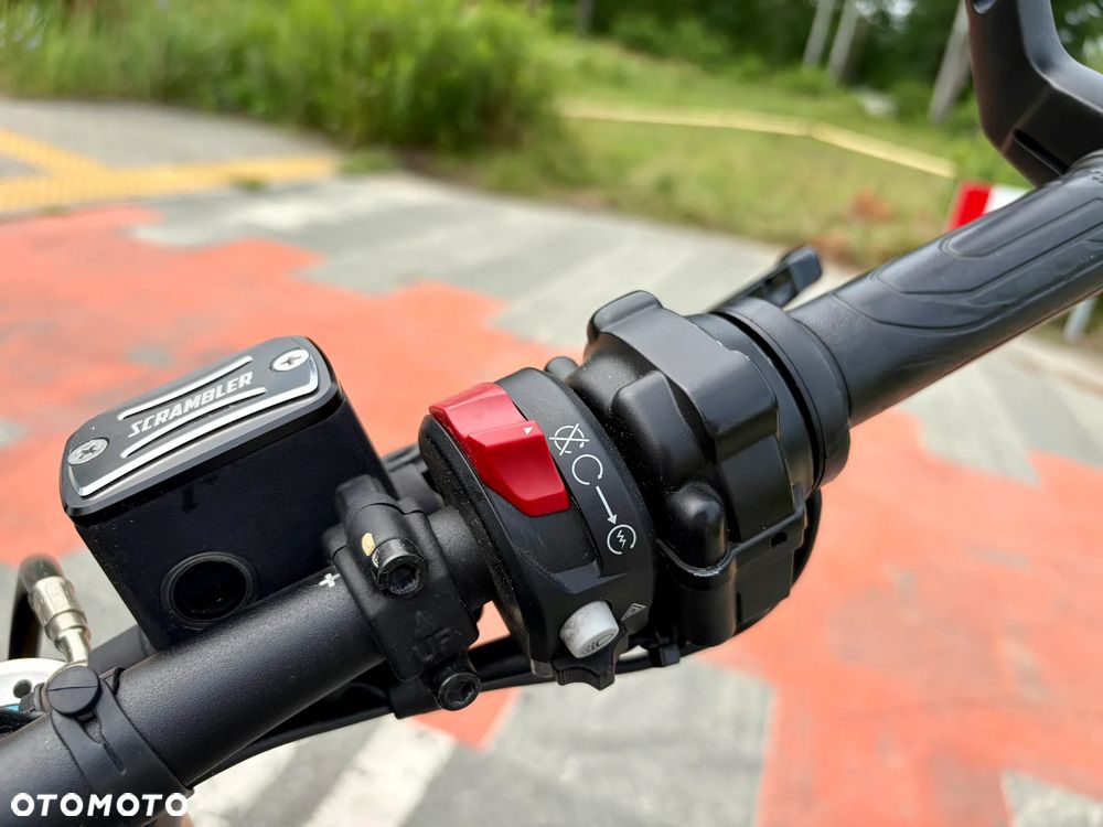 Ducati Scrambler - 9