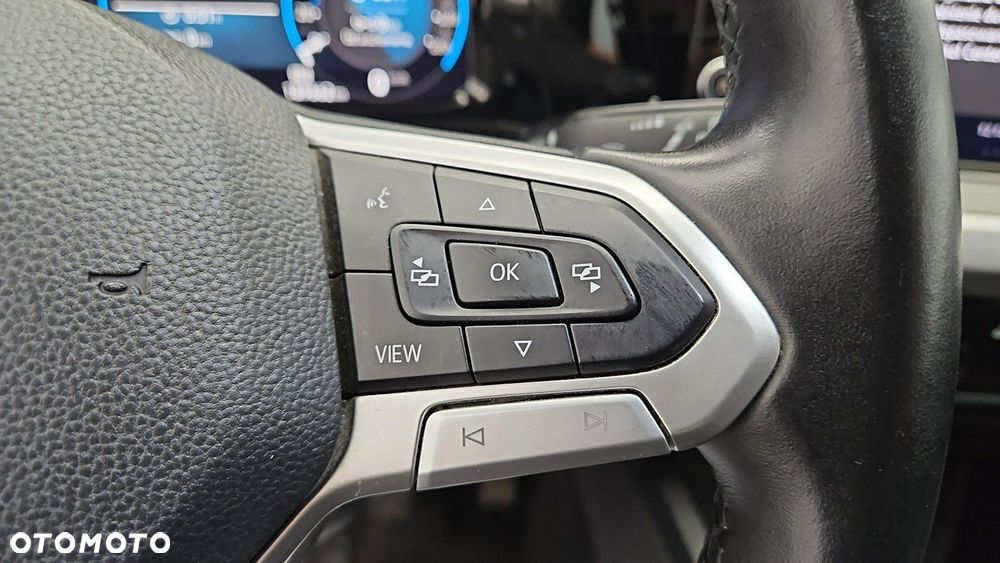 Volkswagen Golf - 15