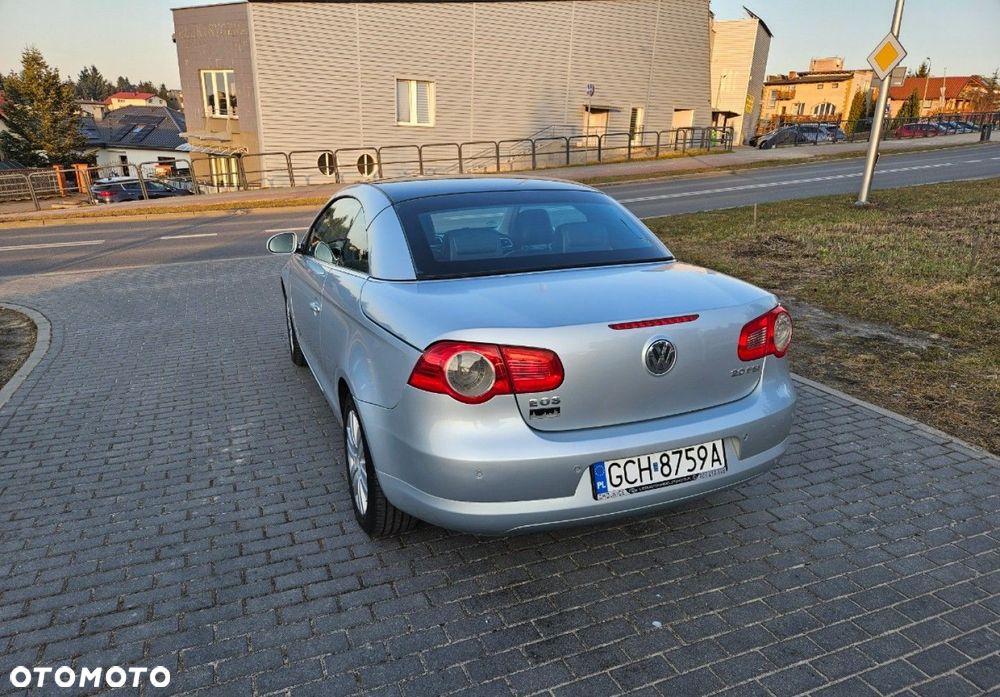 Volkswagen Eos - 4