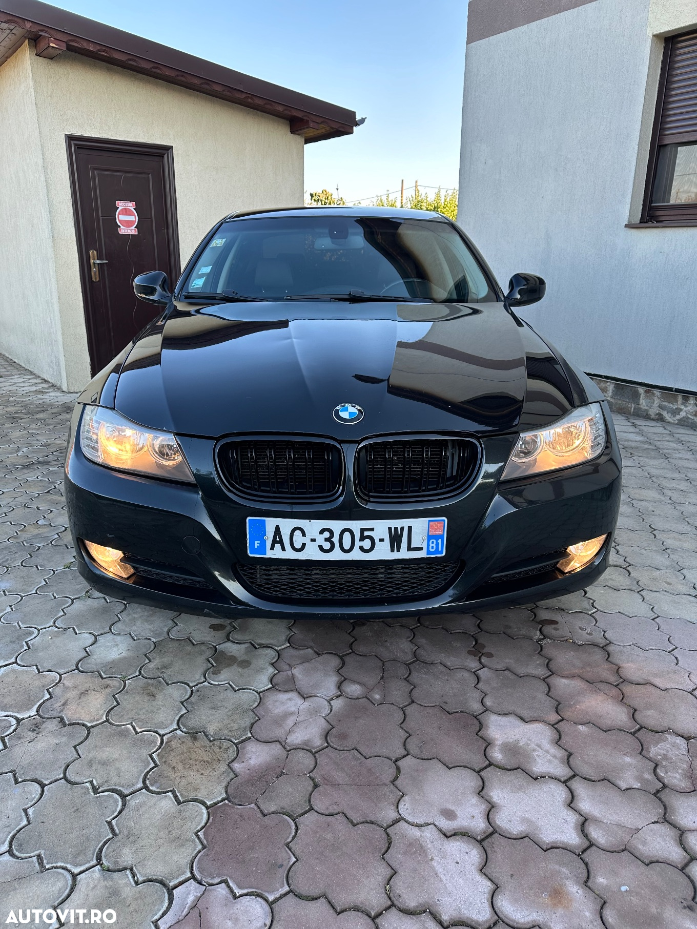 BMW Seria 3 330d xDrive DPF Touring Aut. Edition Exclusive - 4