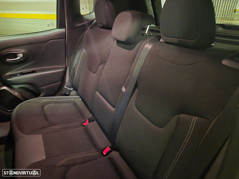 Jeep Renegade 1.6 MJD Sport - 27