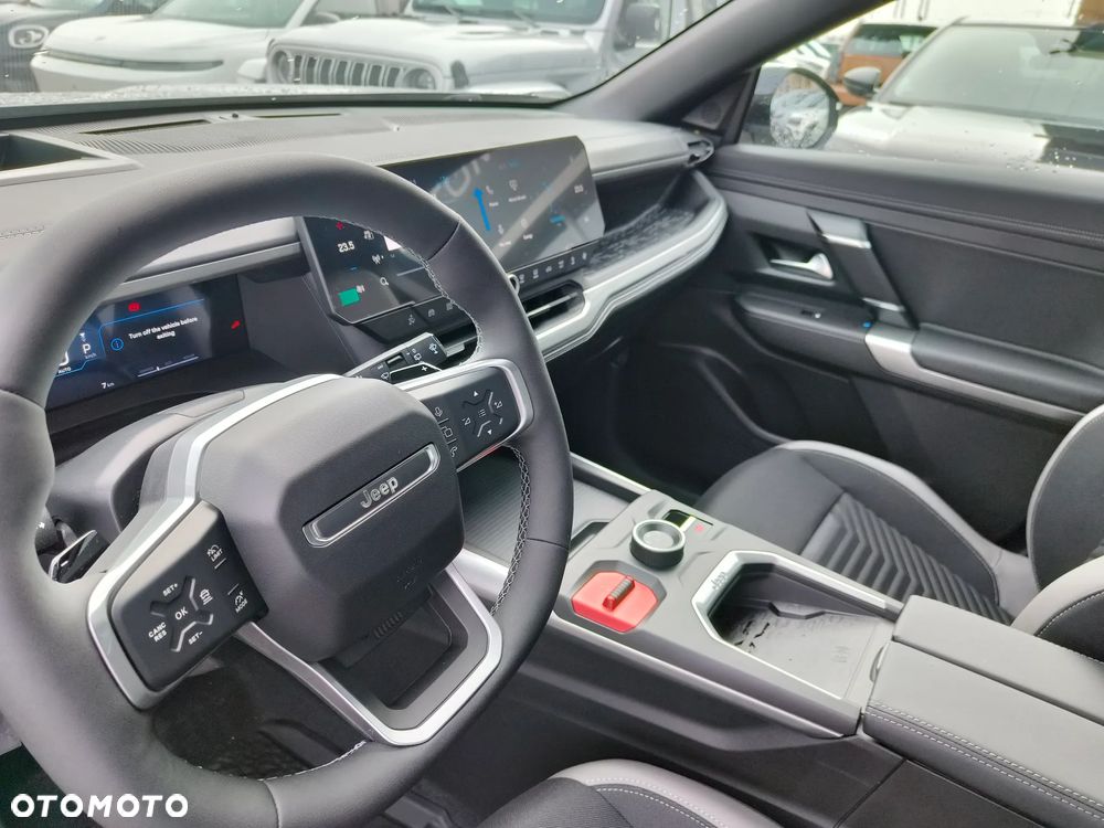 Jeep Compass 73.7kWh Altitude FWD - 8