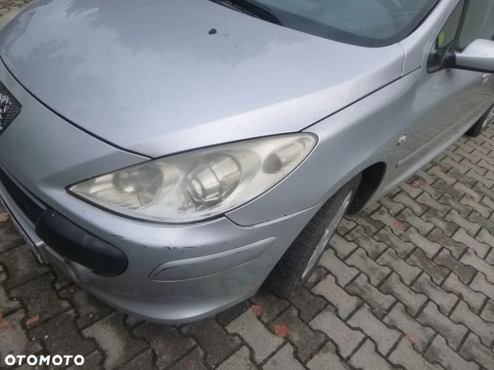 LAMPA PRZEDNIA PRAWA LEWA PEUGEOT 307 LIFT - 2
